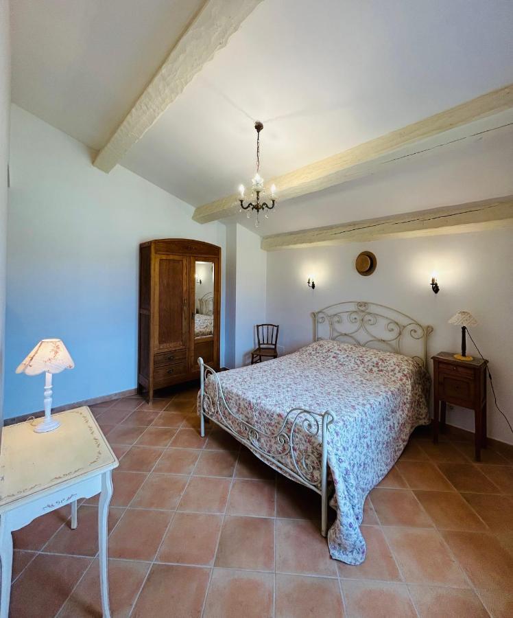 Chateau Du Grand Jas Entrecasteaux Zewnętrze zdjęcie
